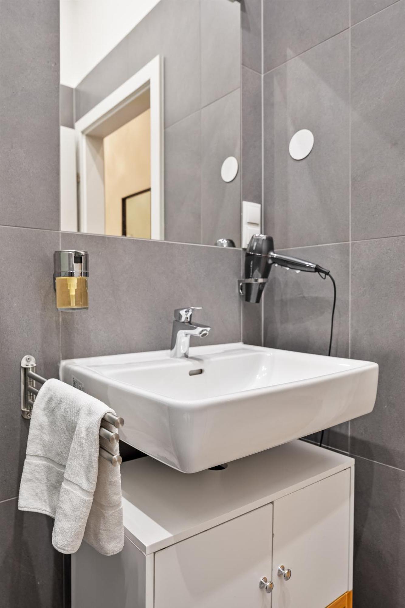 522 Mbits Wifi Air Con Free Parking Apartment Виена Екстериор снимка